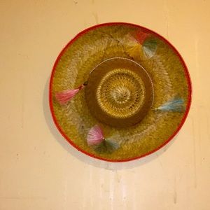 A Mexico lawn hat